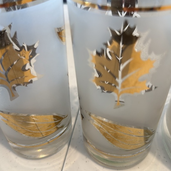 Vintage Glass Pitcher and Tumbler Set with Gold Leaf Design - Picture 5 of 7